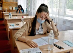 Стало известно, в каких школах выпускники набрали 200 баллов на ВНО