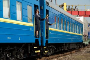 “Укрзалізниця” добавит новый поезд из Запорожья на западную Украину
