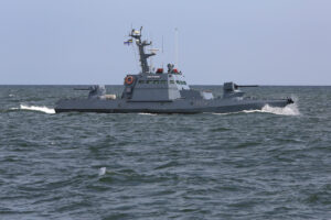Командующий Военно-морскими силами Украины обещает усилить оборону Азовского моря