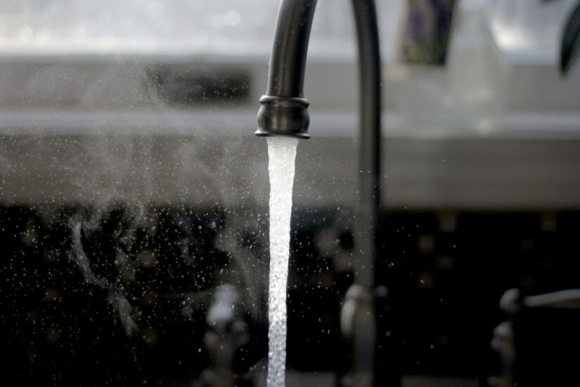 В запорожье 5-го октября отключат холодную воду (АДРЕСА)