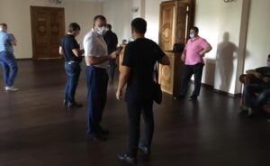 Обыски в Запорожском горсовете: чиновников подозревают в хищении средств