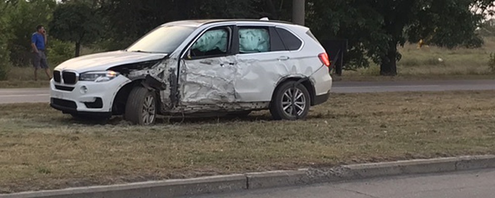 В Бердянске депутат на BMW cбил пешехода, - мужчина в коме