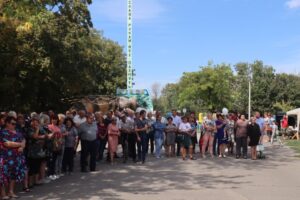 Памятник пчелы в Запорожской области попал в книгу рекордов Украины (ФОТО)