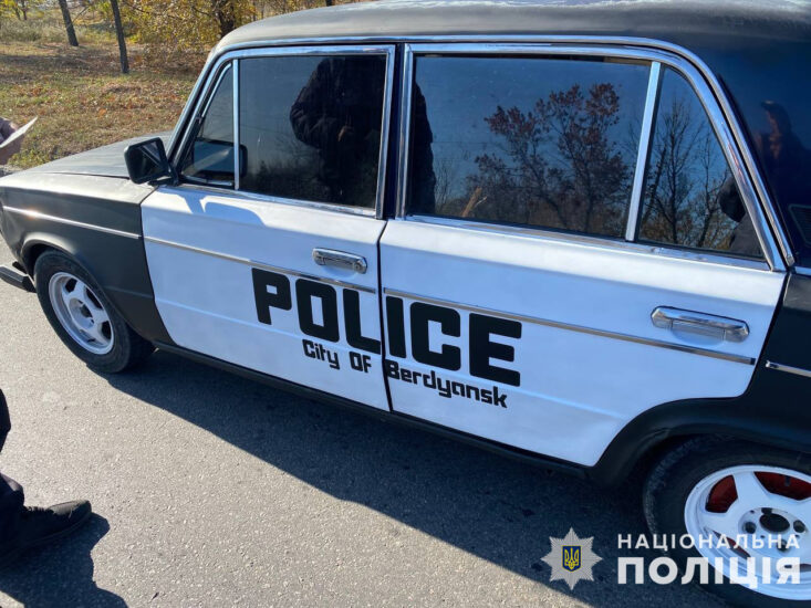 Бердянец переделал свою машину под полицейскую