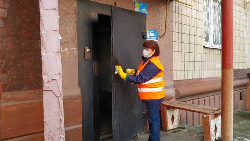В Запорожье дезинфицируют многоэтажные дома