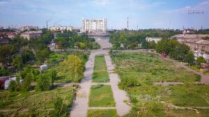 В Запорожье могут забрать сквер Тарасова: активисты призывают президента наложить вето