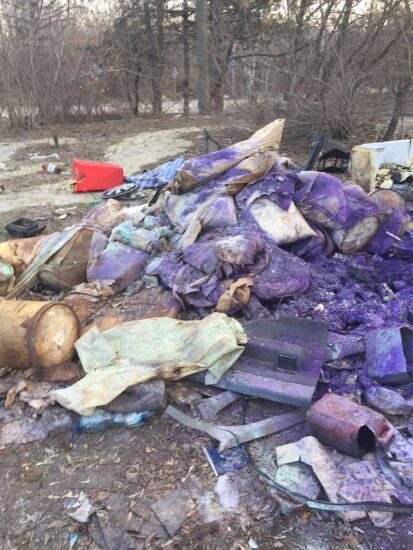 Свалку опасных химикатов на Хортице уже убрали