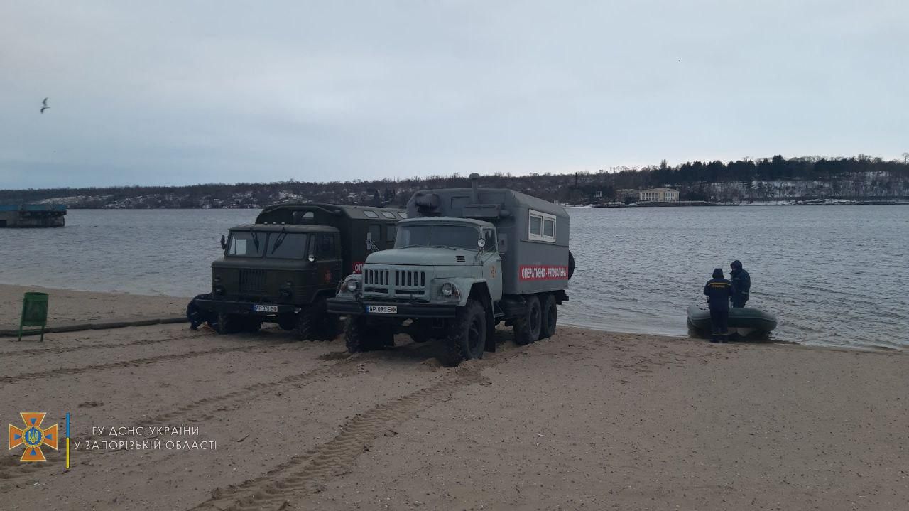 Центральный пляж на Крещение