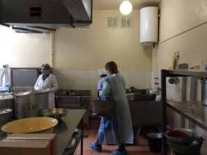 Нарушение в каждом третьем заведении: специалисты проверили школы и детские сады