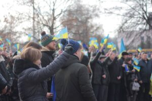 “День єдності України”: сотни запорожцев присоединились ко всеукраинскому флешмобу (ФОТО, ВИДЕО)