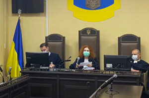 Запорожский суд снова оставил без изменений меру пресечения 16-летней девушке, которая подозревается в избиении школьниц