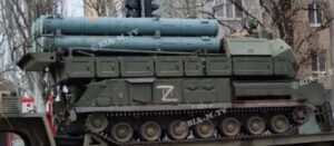 Оккупанты в Мелитополе заняли аэродром и свозят туда ракетные установки