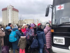 Режим тишины и “зеленые коридоры”: в Запорожской области началась эвакуация мирного населения (ФОТО, ВИДЕО)