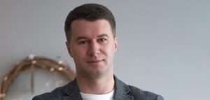 Мэр Приморска покинул город после пребывания в плену
