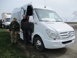 На границе Запорожской области из-под обстрелов эвакуировали людей (ФОТО)
