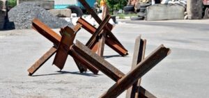 В Запорожье уберут часть укреплений и блок-постов