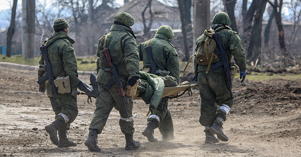 Российские военные лежат в больнице Мелитополя с травмами
