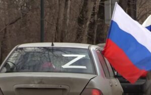 Оккупанты увезли выпускников из Мелитополя за километры от дома