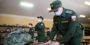 Оккупанты хвастаются родным, как добивают раненых украинцев (аудио)