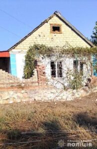 Россияне обстреляли жилые дома в Запорожской области