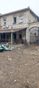 Последствия вражеского ракетного удара по Гуляйполю (ФОТО)