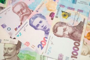 Житель Запоріжжя викрав з карти військового майже мільйон грн