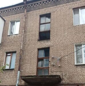 Куртев показал последствия очередного вражеского обстрела Запорожья (ФОТО)