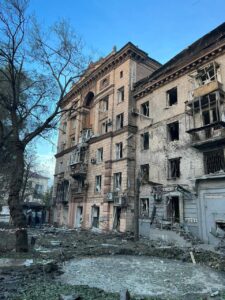 Ракетный обстрел Запорожья: 7 человек погибли, еще 5 находятся под завалами