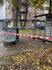 В Коммунарском районе сообщили о вероятном нахождении взрывчатки