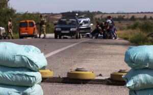 “Побували наче у серіалі про війну, страшно і досі”, –  жителька окупованих Пологів про втечу з міста та допомогу благодійників