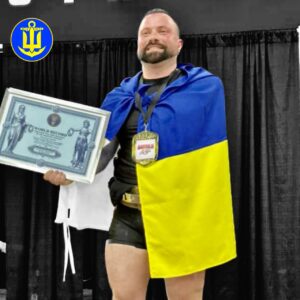 Спортсмен из Бердянска установил мировой рекорд по пауэрлифтингу