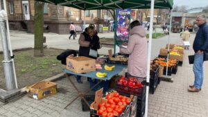 В Запорожье продолжают ликвидировать стихийные рынки