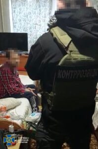 Контррозвідка СБУ затримала запорожця, який фотографував для росіян місця прильотів. ФОТО