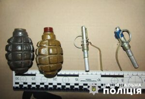 Пришел с гранатами в магазин: в Запорожье полиция задержала мужчину. ФОТО