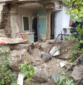 В Запорожском районе на мужчину обрушилась стена дома: пострадавший погиб