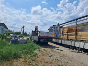 В Малокатериновке ремонтируют дома, поврежденные из-за ракетного обстрела. ФОТО