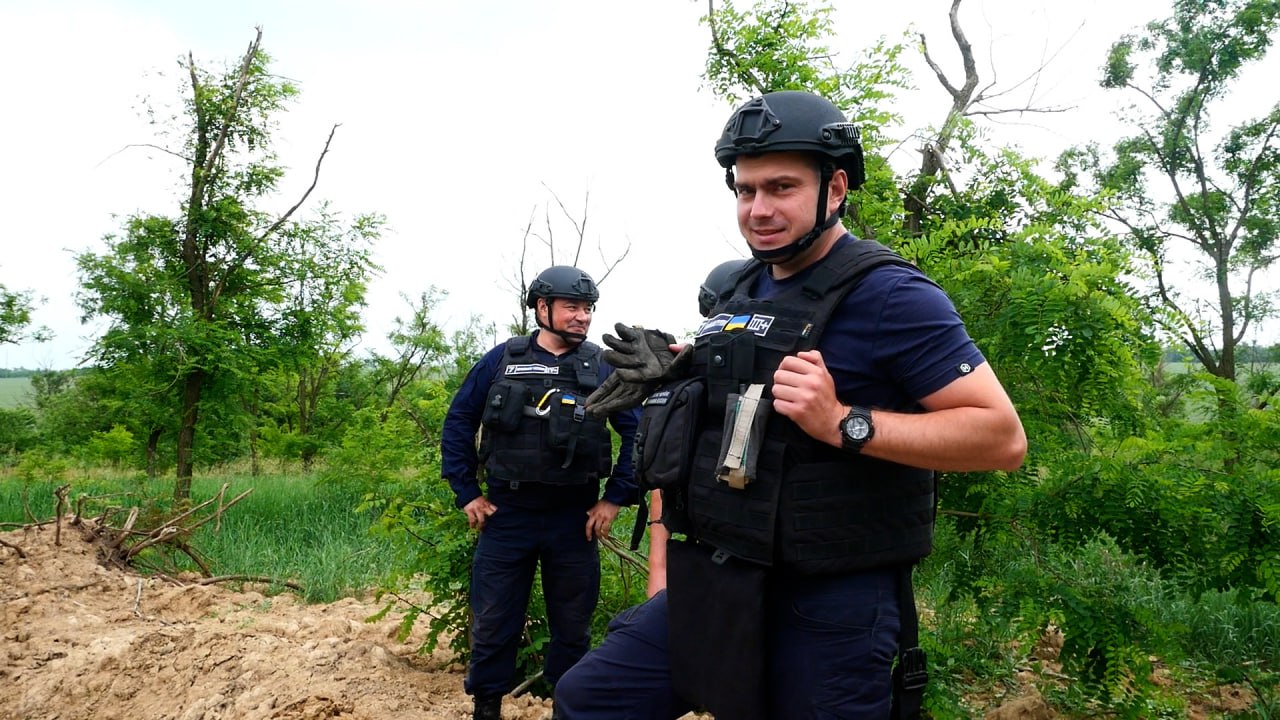 Євген Сиващенко, начальник групи піротехнічних робіт Аварійно-рятувальної частини Аварійно-рятувального загону спеціального призначення ГУ ДСНС України у Запорізькій області