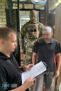 Был корректировщиком оккупантов в Запорожье: СБУ задержала преподавателя вуза. ФОТО