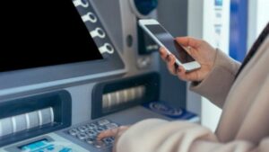 Масштабний збій у роботі оператора Київстар: як отримати допомогу