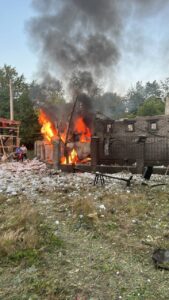 Зеленський опублікував відео наслідків ракетного удару по Запоріжжю