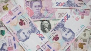 Жители Запорожья получили около 33 миллионов гривен из городского бюджета