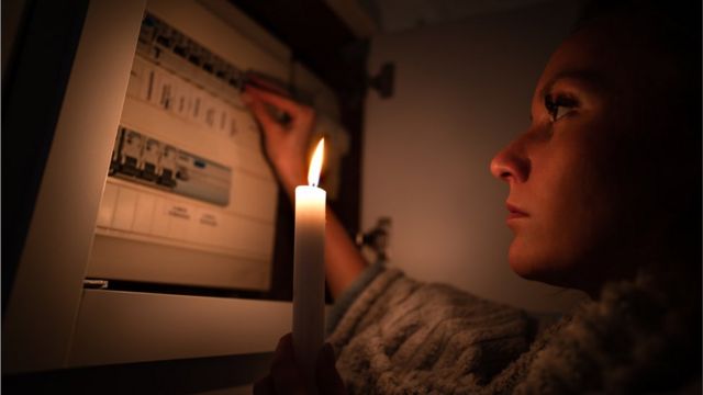 Массовые отключения света в Запорожье начались с утра 17 октября (АДРЕСА)