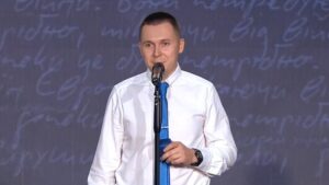 Учитель физики из Запорожья получил национальную премию Global Teacher Prize Ukraine (ВИДЕО)