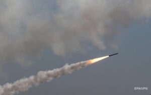 Знищено 18 ударних дронів та ракету: Повітряні сили України