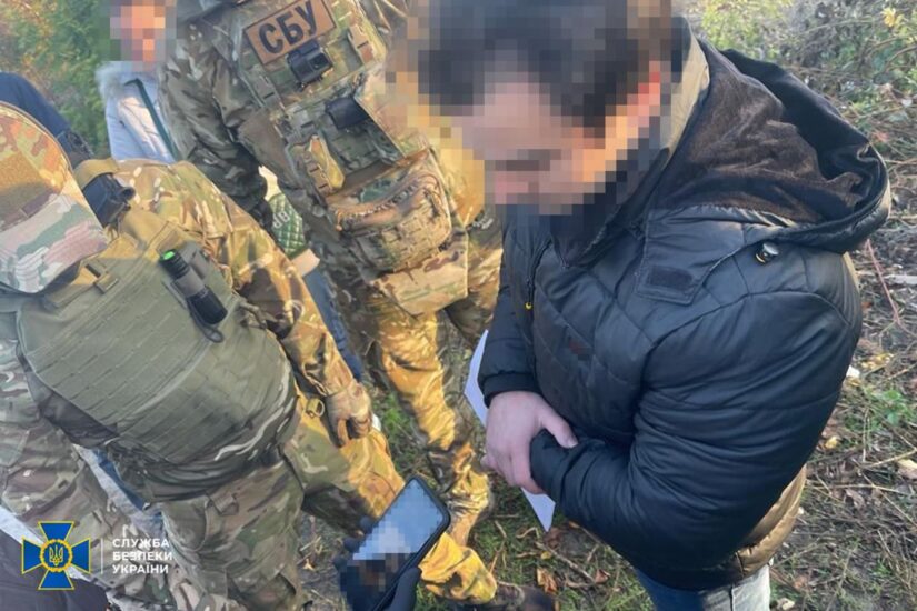 Працівник Запорізької ОВА передавав інформацію про українські війська ФСБ