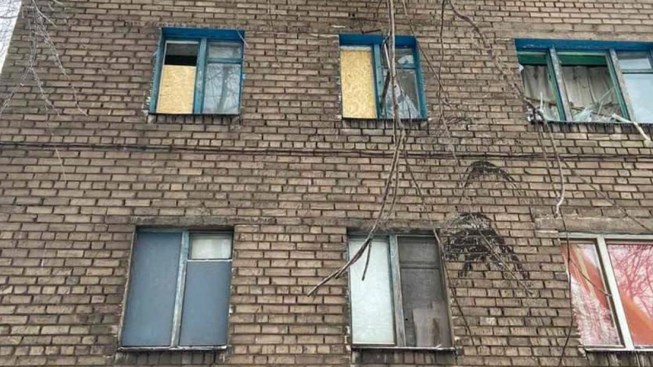 Зруйновані будинки у Запоріжжі