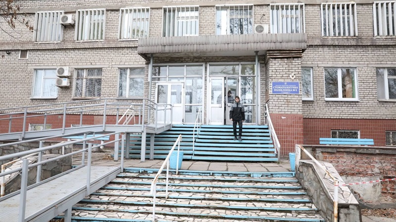Стоматологічна клініка в Запоріжжі порушила правила закупівлі