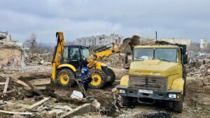 У Запоріжжі триває ліквідація наслідків обстрілу