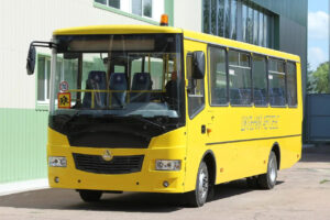 В Запорожской области для школьников купят 25 новых автобусов