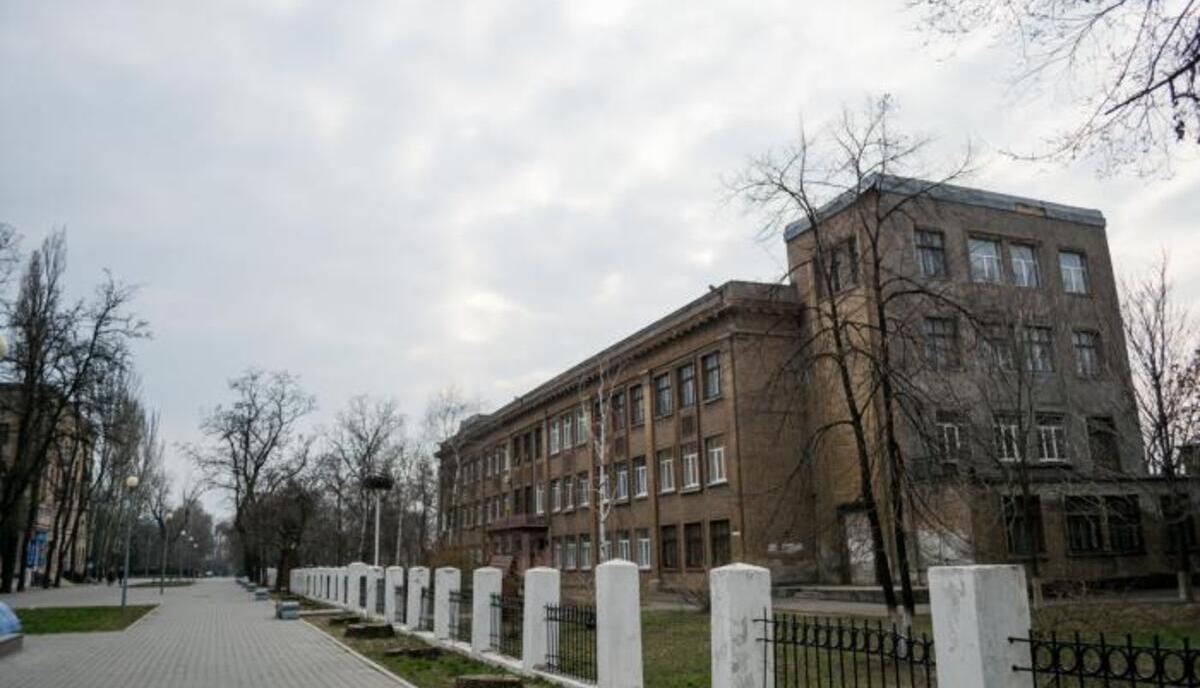 На вихідних в Запоріжжі від обстрілу постраждала школа